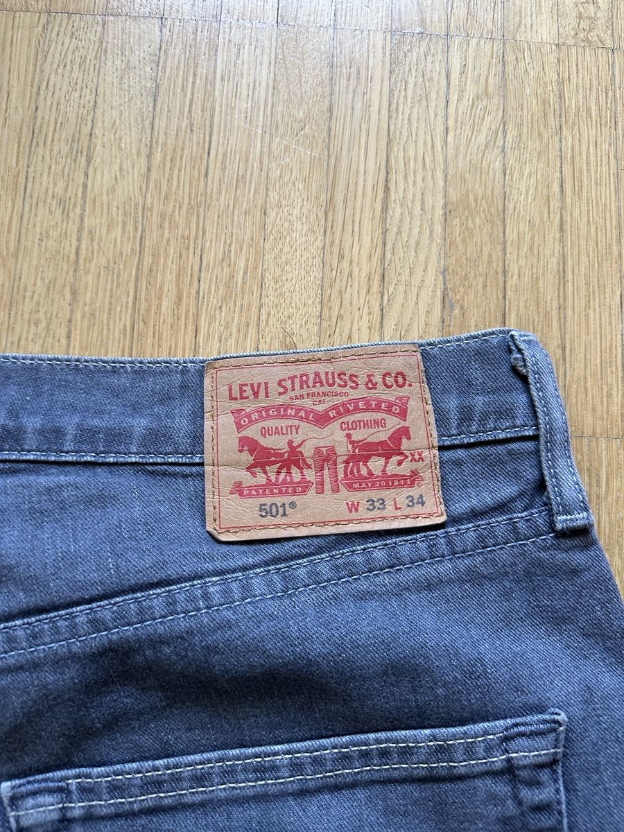 Levi's Jeans: Levi’s 501 Grau 33 30 – Usato da Basel venduto da luc_j2xz 5