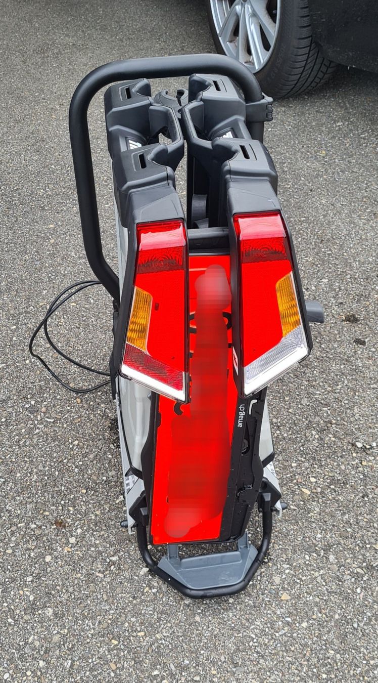 Travi: Fahradträger Thule EasyFold XT 933 – Usato da Deitingen venduto da anuver01