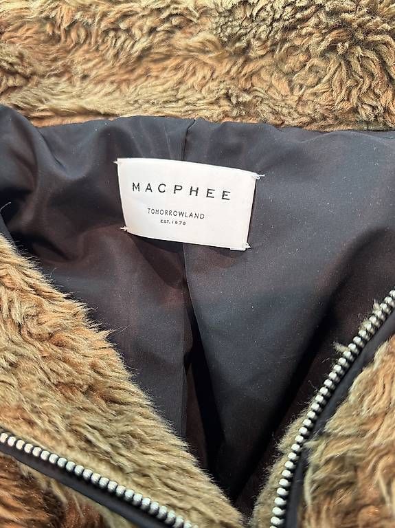 Giacche: Eco Fur Jacket – Usato da Gais venduto da Koumichel16 4