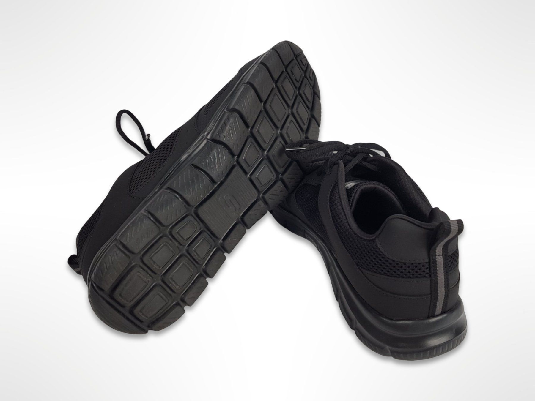 Skechers Scarpe da uomo: SKECHERS Sneaker Schwarz Gr. 46 – Nuovo (secondo la descrizione) da Suhr venduto da Restwert_Suhr 2