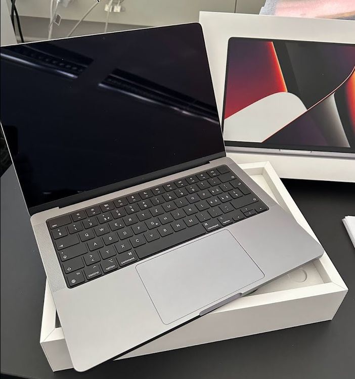 Apple MacBook Pro 14 – Late 2021 - neu - Garantie bis 04.25 | Kaufen ...