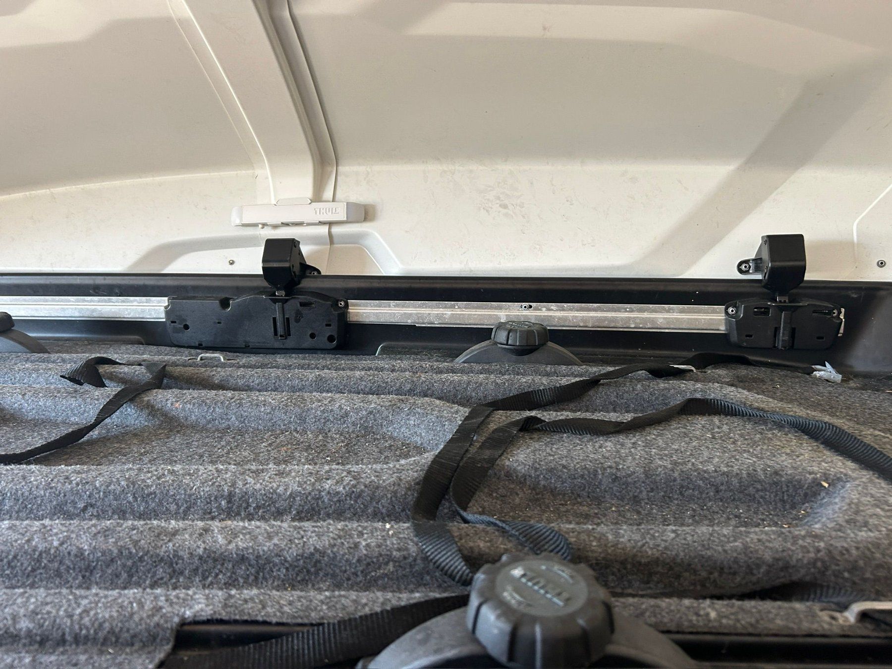 Thule Box da tetto: Thule Vector M Black Metallic Roof Box – Usato da Zug venduto da mck_vc2c 6