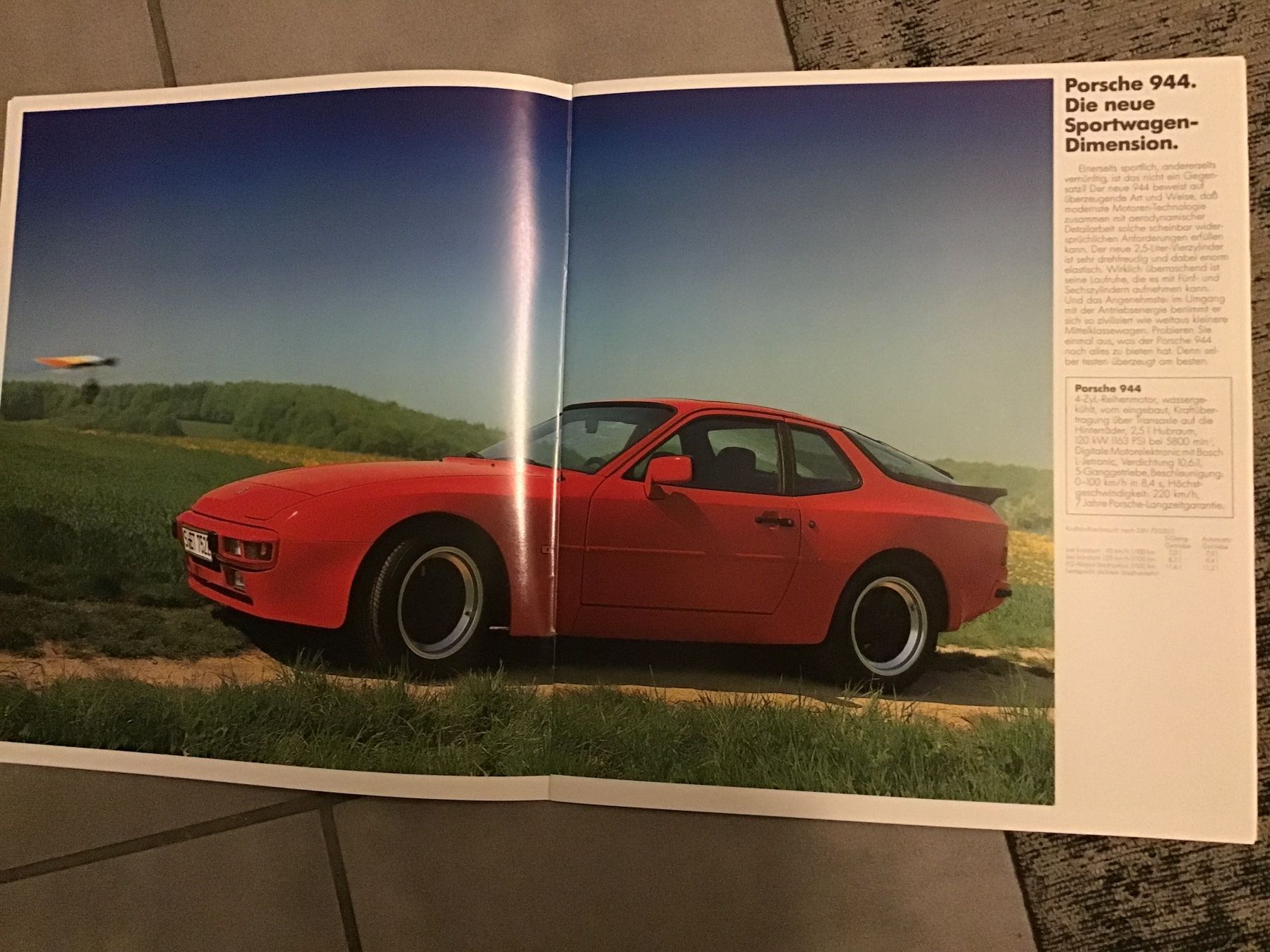 Porsche Dokumente: Porsche Programm Verkaufsprospekt 36 Seiten, Juli 1982 – Gebraucht aus Scherzingen von Starseller62 2
