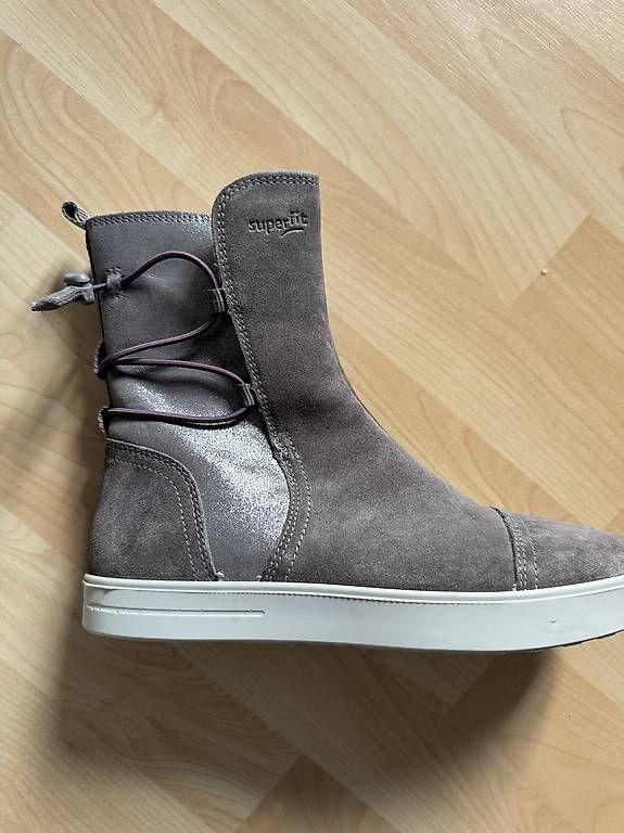 Superfit Scarpe per ragazze: Superfit Herbst-/Winterstiefel Grösse 37 – Usato da Chur venduto da LeyDi.Lela 1
