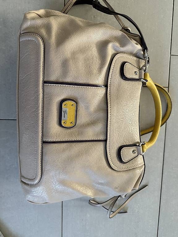 Borse da donna: Guess Tasche Beige – Nuovo e nell'imballaggio originale da Dällikon venduto da Anna.s.45 2