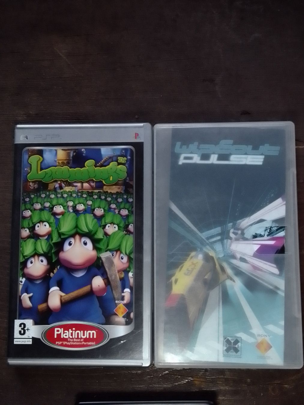 Sony Giochi: PSP Spiele Lemmings & Wipeout Pulse – Usato da Naters venduto da sealed-gamer
