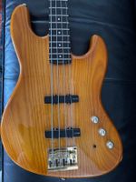 Bass Guitar  Blade B4 - Gary Levinson Vintage (1991)