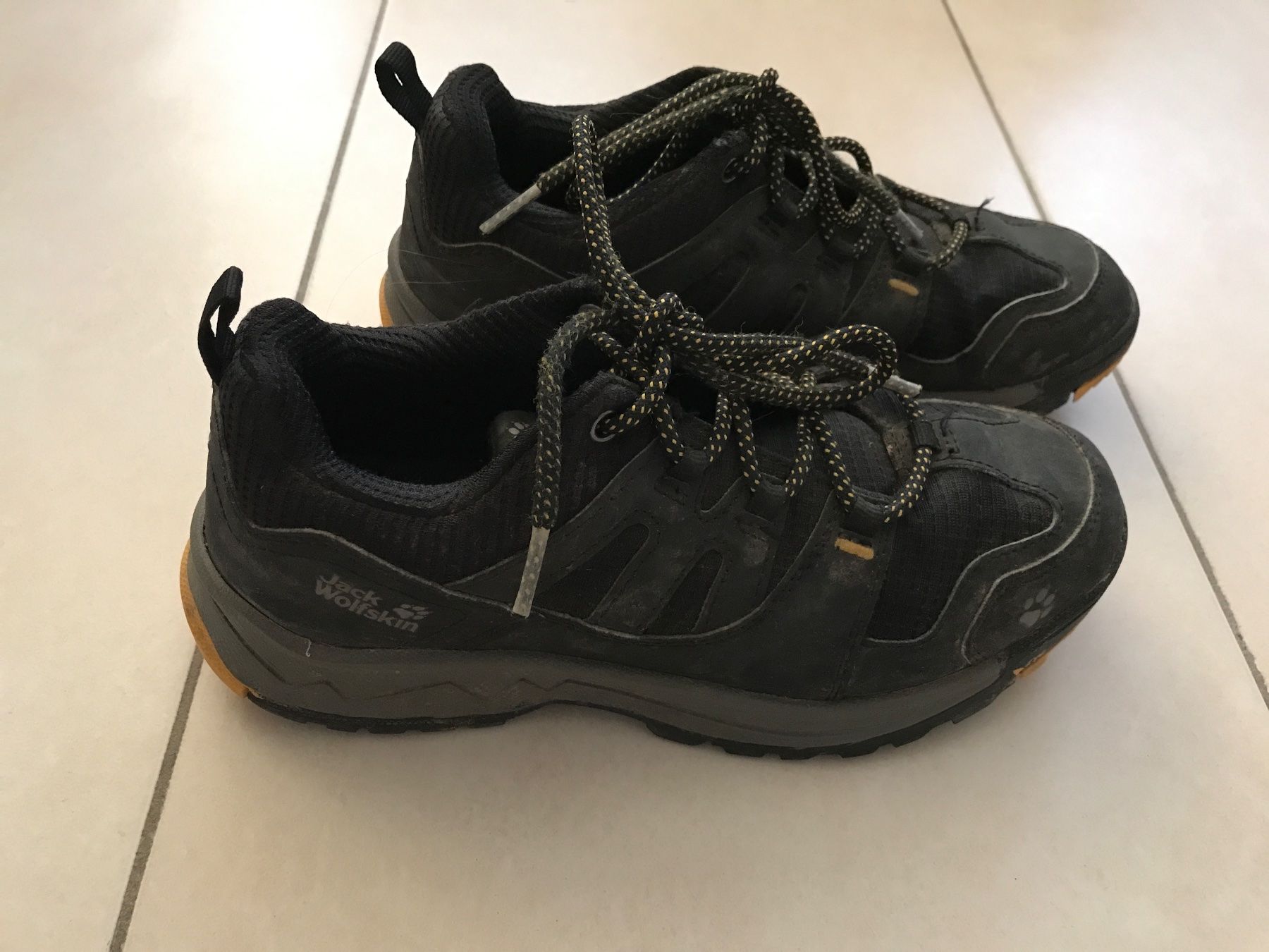 Jack Wolfskin Scarpe da uomo: Jack Wolfskin Schuhe Gr.36 – Usato da Puplinge venduto da papaya08 1