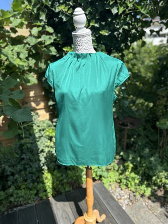 comma, Bluse / Blusentop Grösse 40 (D 40 / F 42) Smaragdgrün