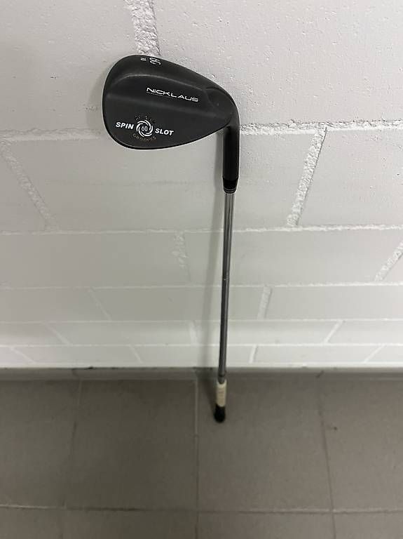 Mazze & Set: Nicklaus Lob Wedge 60' Spin Slot – Usato da Kaiseraugst venduto da RJ03