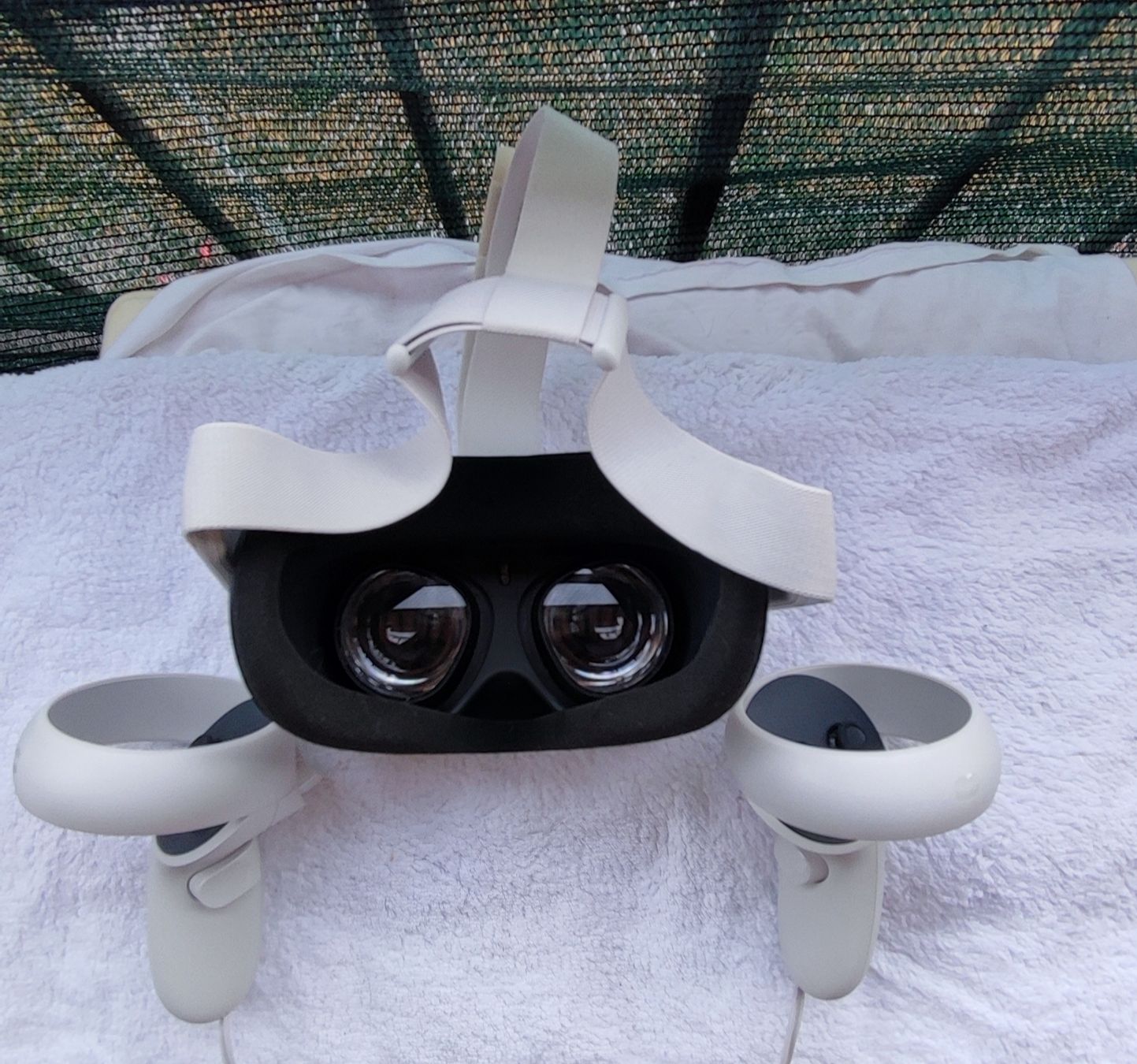 Meta Casque VR: Meta Quest 2  256Gb – D'occasion à Zollikofen par zar_j67f 8