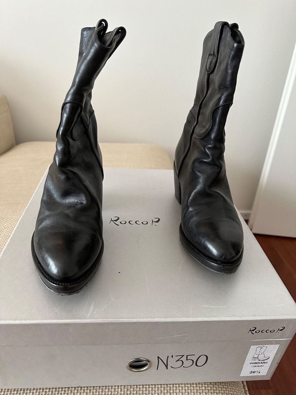 Scarpe da donna: Schwarz Stiefel – Usato da Kuesnacht ZH venduto da Lacatitus 1