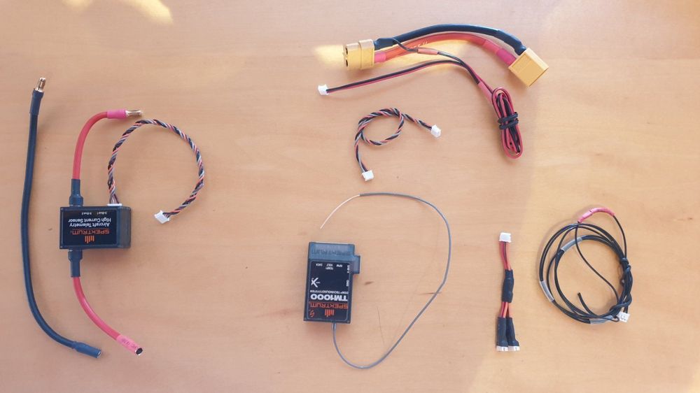 Spektrum TM1000 & SPMA9590 Sensors (Gebraucht) in Meiringen für CHF 70 ...