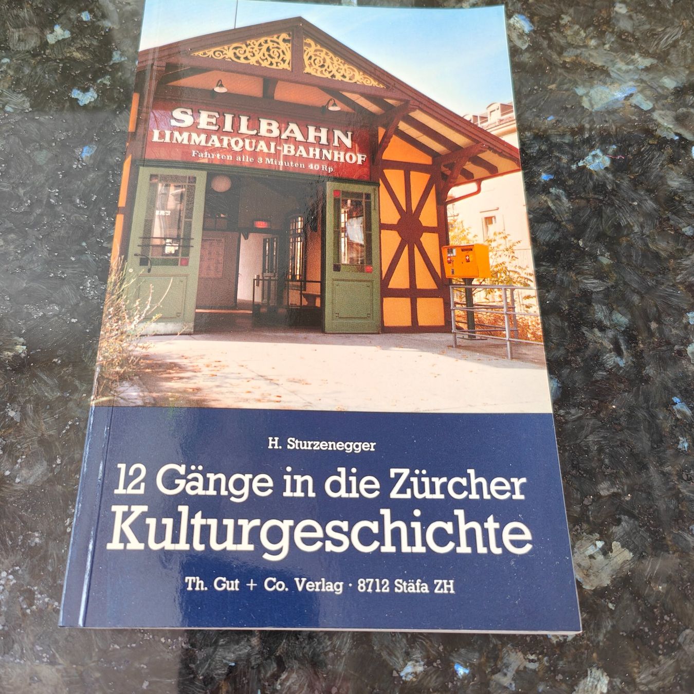 Bücher: Buch – Gebraucht aus Zürich von Mumpfi9