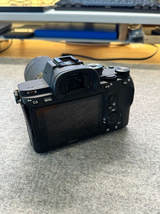 Sony Alpha 7R III inkl. Objektiv Kaufen auf Ricardo