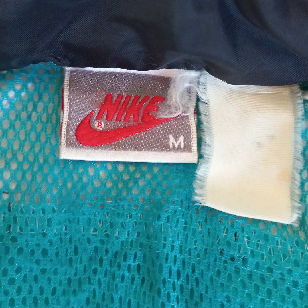 Nike Giacche: Vintage Nike Trackjacket (M) – Usato da Chamoson venduto da Sapoloshop 3