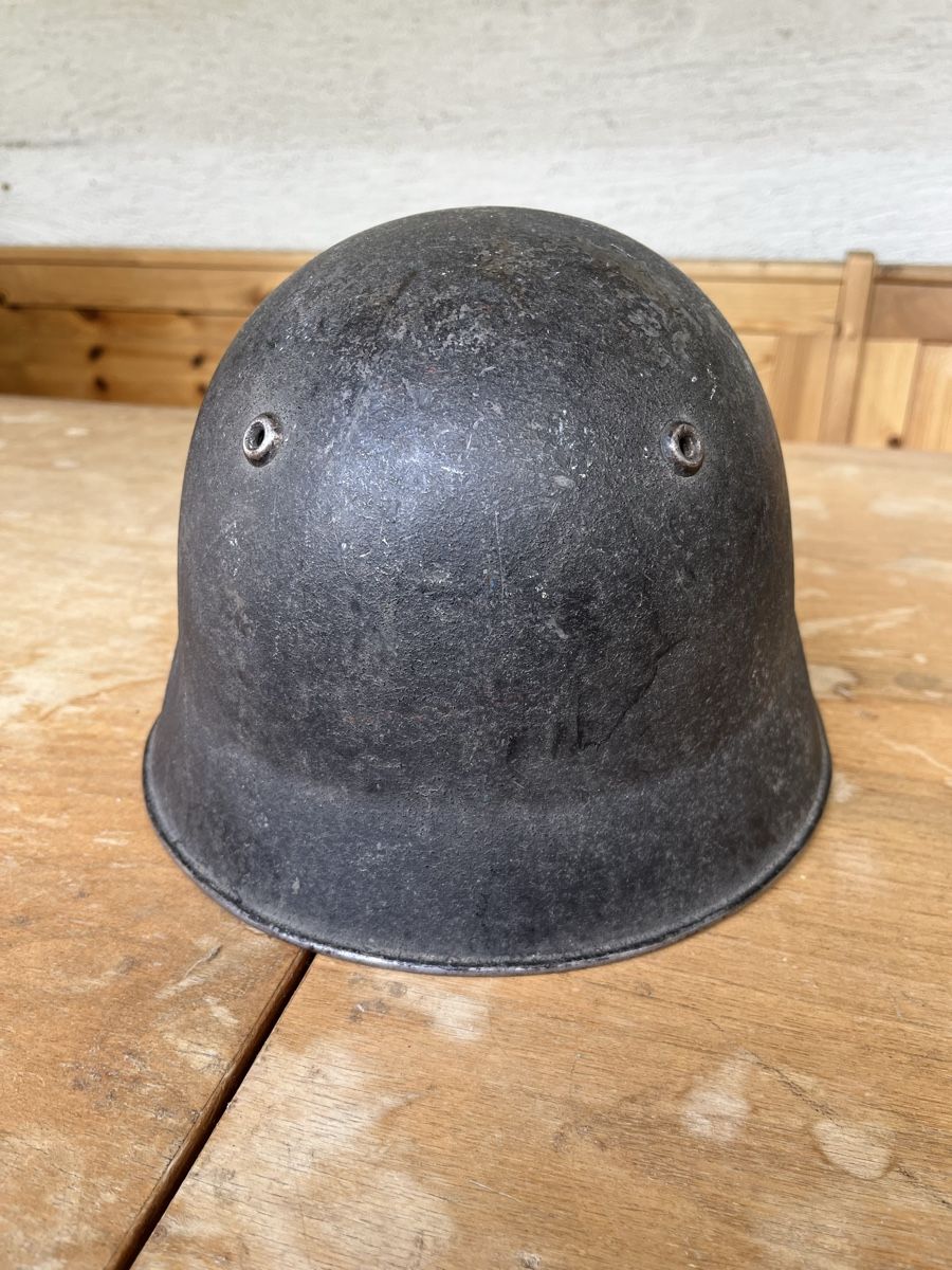 Schweizer Armee Uniformen & Effekten: Schweizer Armee Helm  – Gebraucht aus Sala Capriasca von ZF888 2