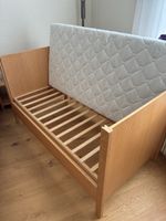 Kinderbett aus Holz