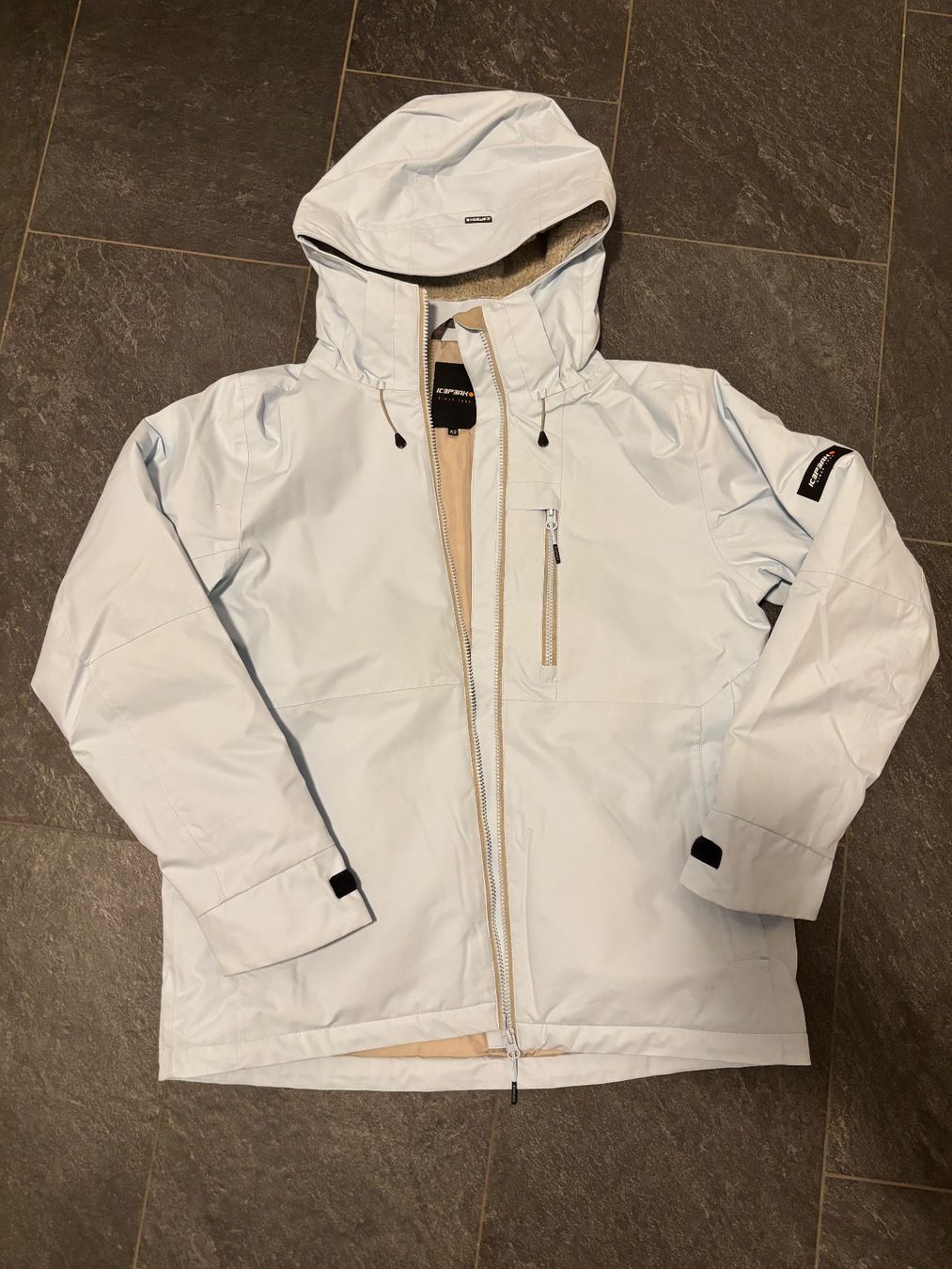 Icepeak Giacche: Icepeak Winterjacke, Gr. 42, Neuwertig – Nuovo (secondo la descrizione) da Dinhard venduto da flashy