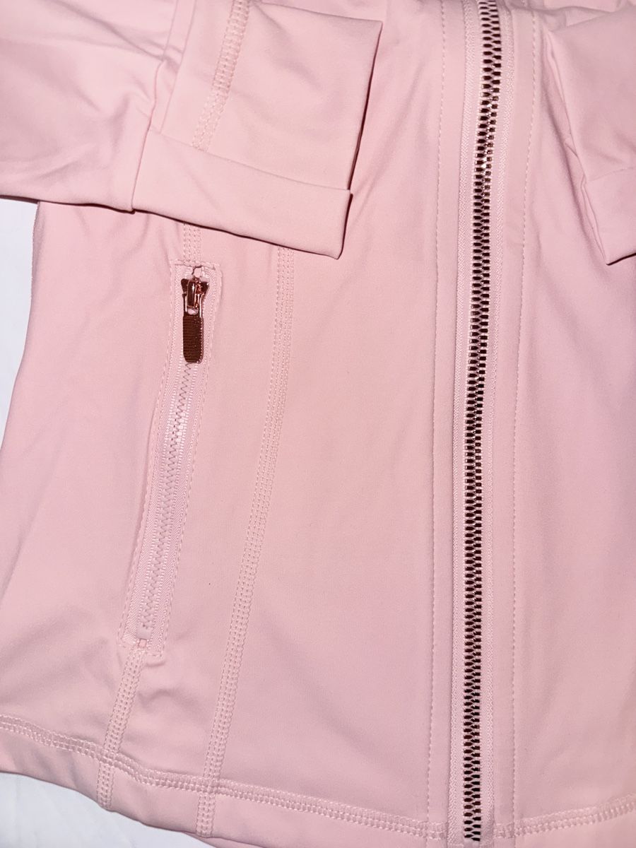 Lululemon Giacche: Lululemon pink size 6 – Nuovo e nell'imballaggio originale da Muttenz venduto da Hera.DAL 3