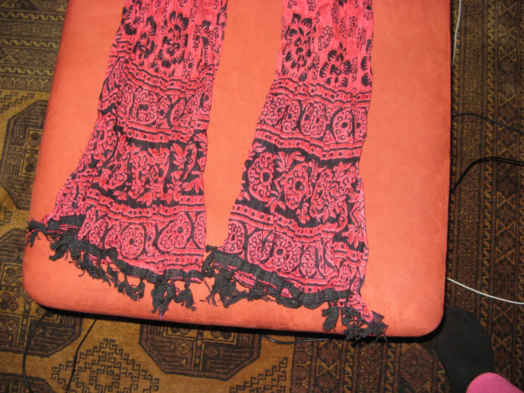 Foulard & Sciarpe: Roter Schal aus Indien – Nuovo (secondo la descrizione) da Zürich venduto da apil 3