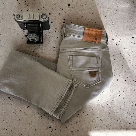 HTC Jeans Los Angeles Slim Fit Jeans 29 Grau Flamingo