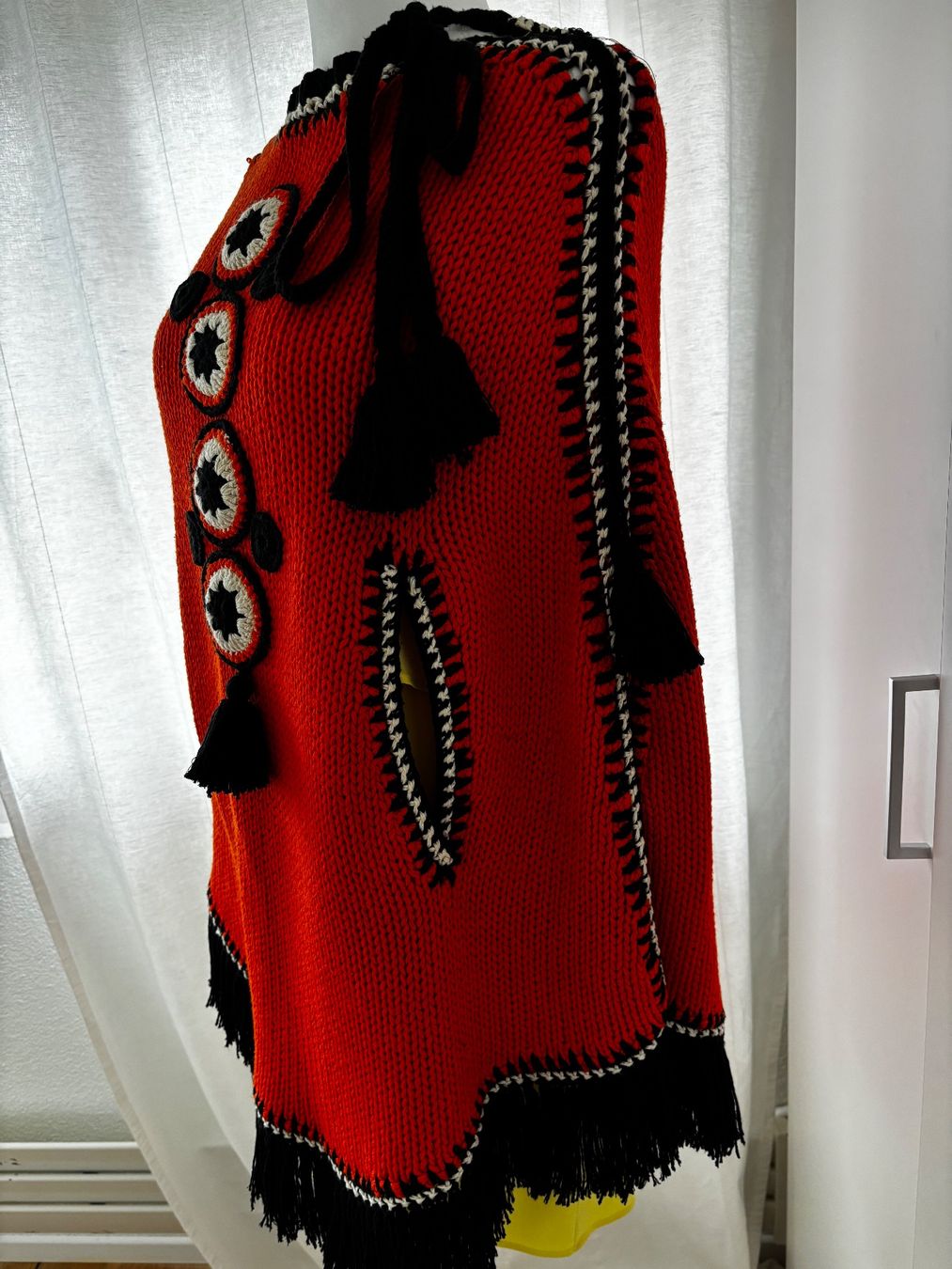 Altro in Moda donna: Malerne Birger Poncho Orange,  neue – Usato da Wangen ZH venduto da tel_gxb5 3