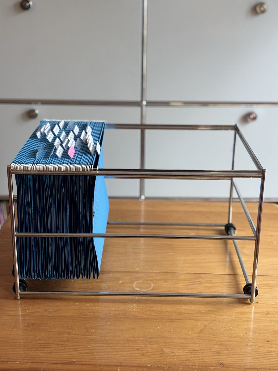 USM Banconi: USM Hängeregister Einsatz - 75x50x35 – Usato da Winterthur venduto da JAKU.SPACE
