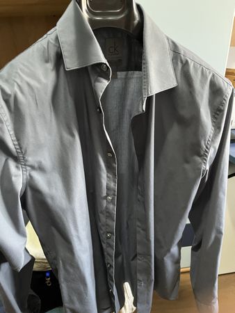 Calvin klein shirt no iron 41/16 neck size