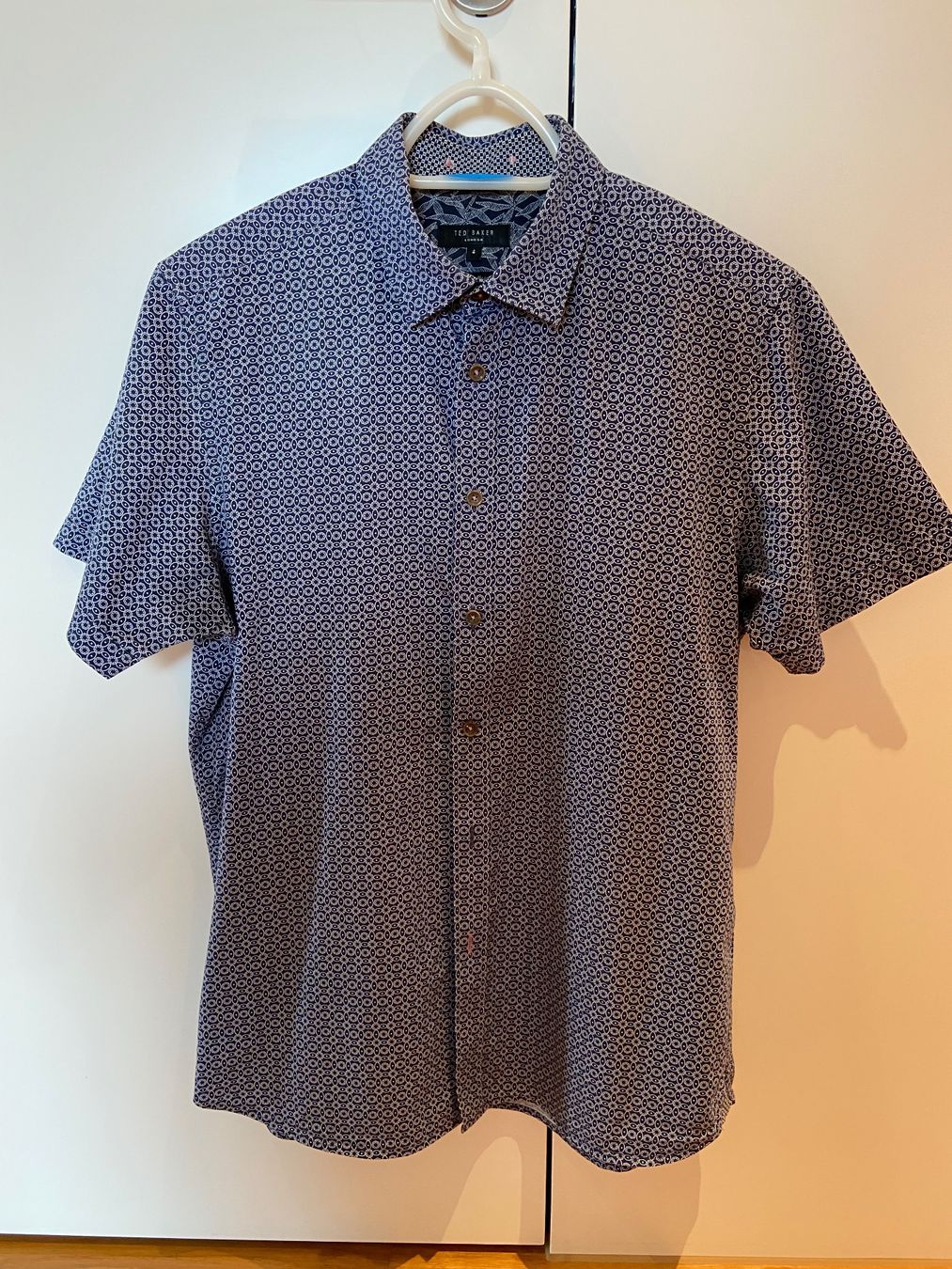 Hemden: Herren Kurzarm Hemd Ted Baker – Gebraucht aus Meggen von friedolin2012