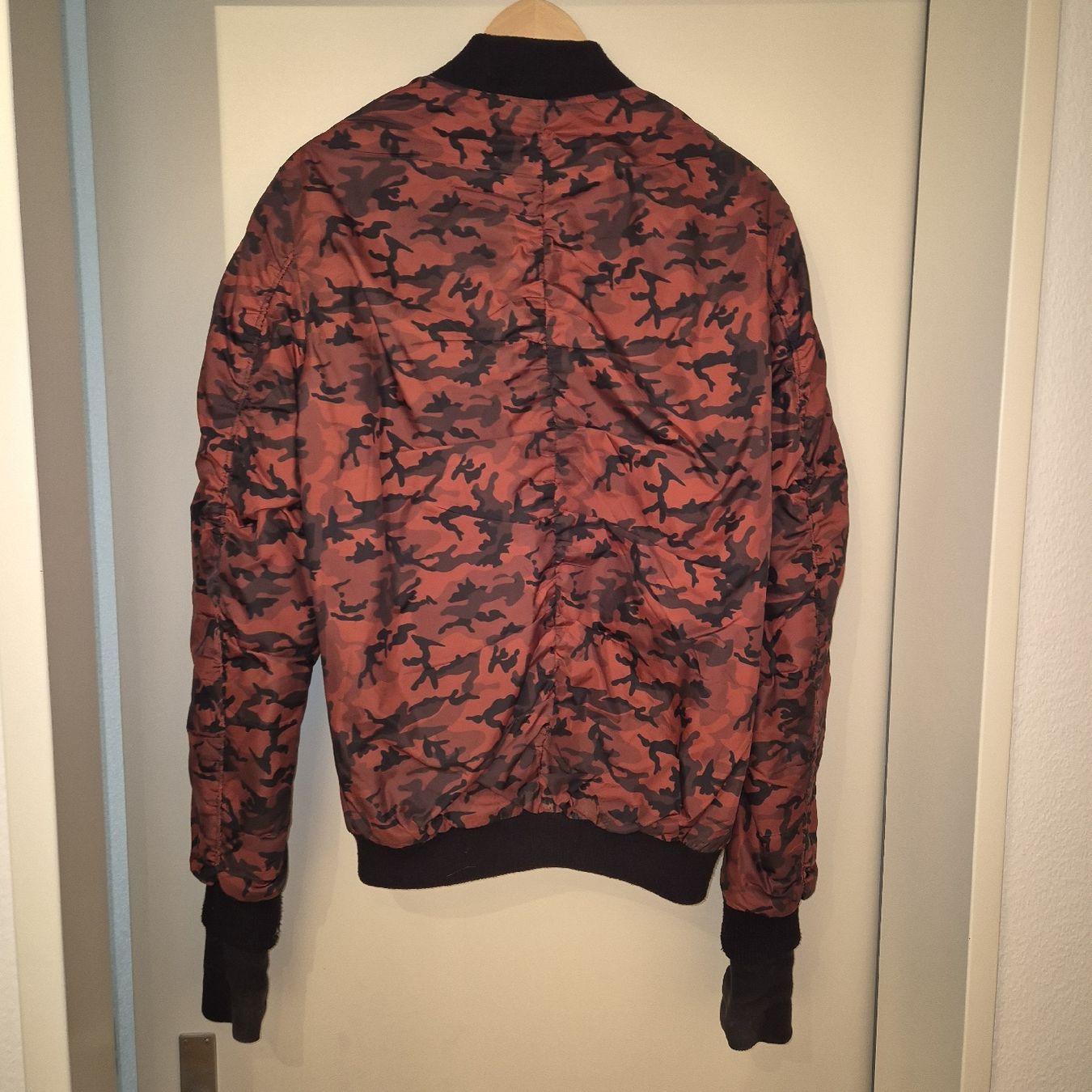 Giacche: Sixth June Camouflage Bomberjacke – Usato da Winterthur venduto da ric_b9m9 2