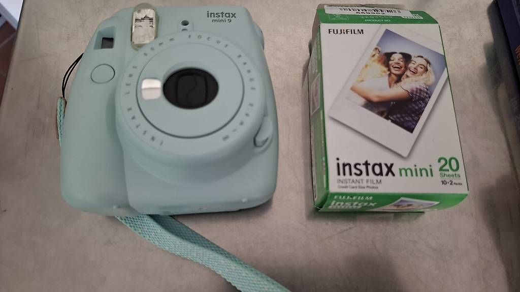 Fujifilm Appareil photo: Instax Mini 9 – D'occasion à Wäldi par Fergiu