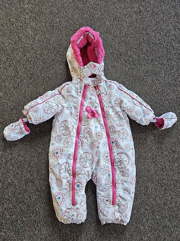 Kleiderpakete & -sets: Combinaison Ski Bébé 23 mois 86 cm – Gebraucht aus Payerne von gin_tj8h