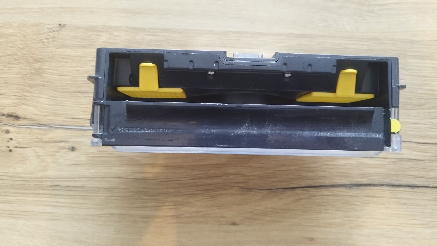 Irobot Aspirapolveri & Accessori: Bac à poussière roomba 700 – Usato da La Chaux-de-Fonds venduto da orelg 2