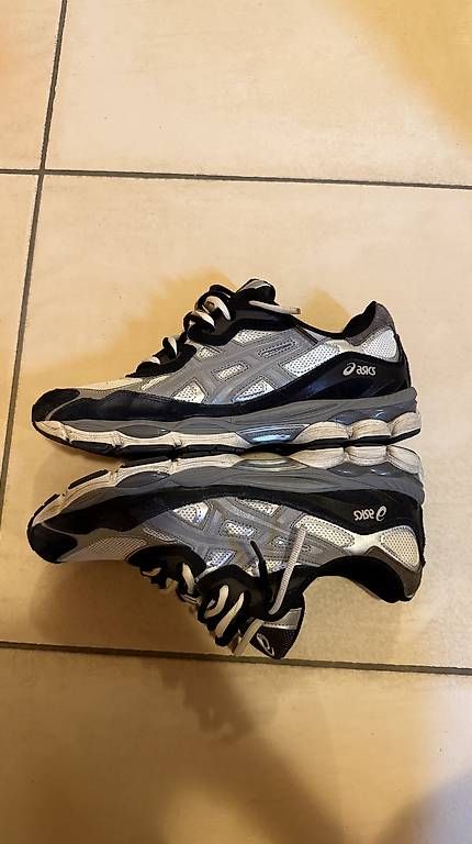 Scarpe da uomo: Asics Gel NYC 46.5 – Usato da Dussnang venduto da bue_fx8n