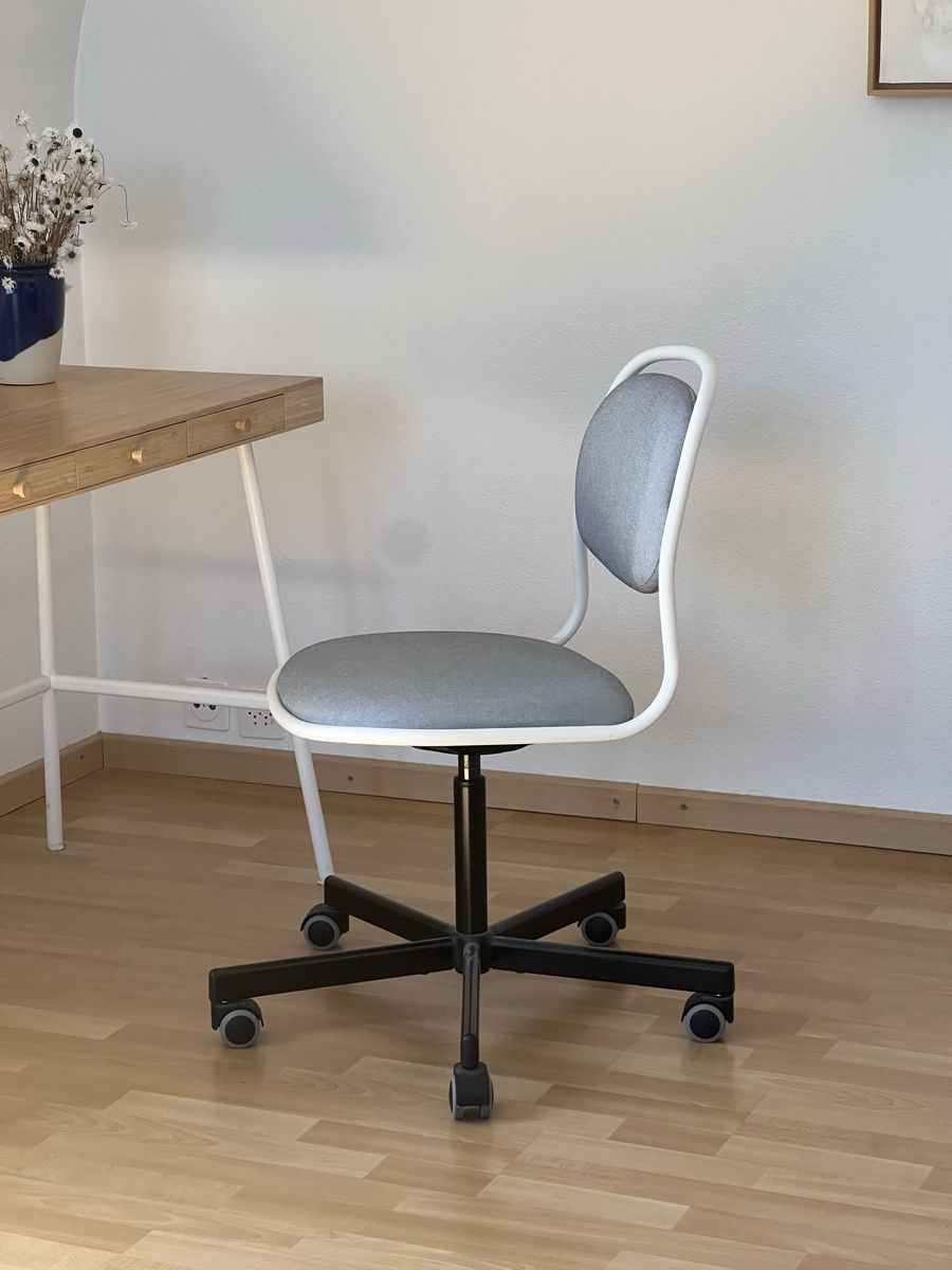 Ikea Sedie: Schreibtischstuhl IKEA – Usato da Zürich venduto da eli_ry7v