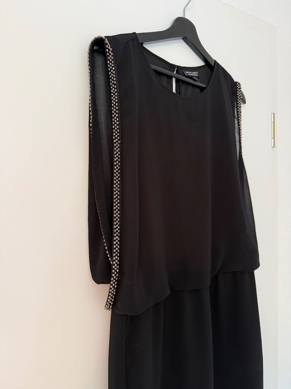 Kleider: Mini KLEID Gr 40 - Spotlight by Warehouse – Gebraucht aus Zürich von Dan_Hak 2