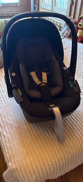 Auto-Kindersitze: Maxi-Cosi – Gebraucht aus Erlenbach Im Simmental von tom_hs2k