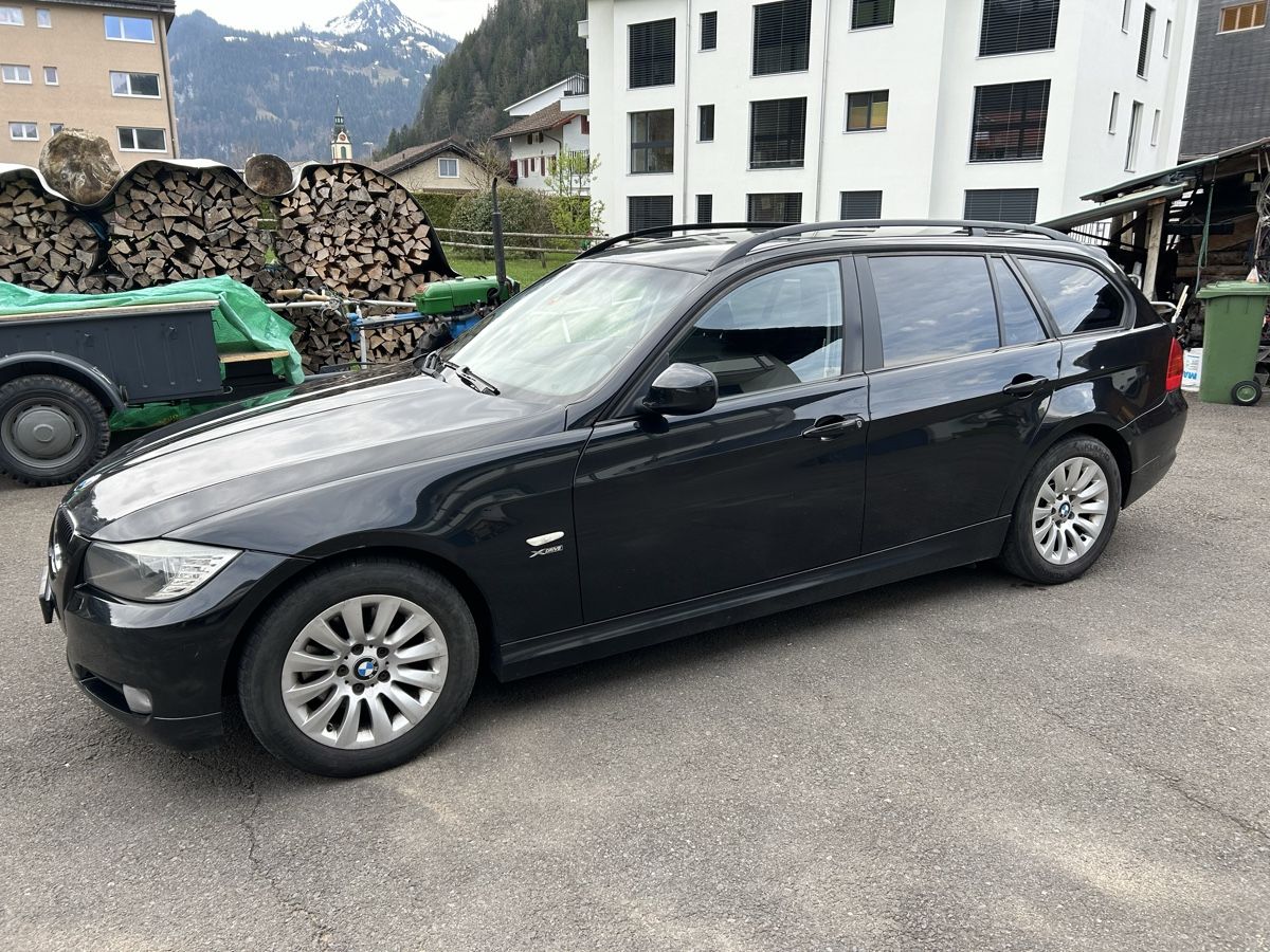 BMW Automobili: BMW 320d xDrive – Usato da Unteriberg venduto da hold1993