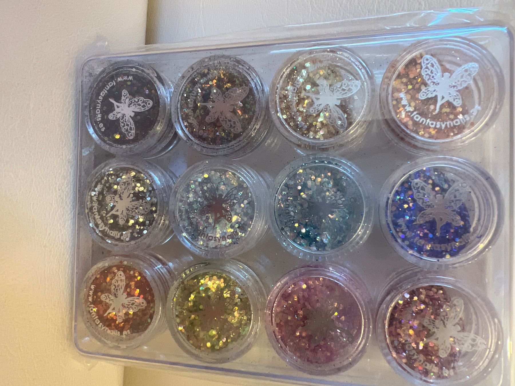 Peintures: Glitter – Neuf avec emballage d'origine à Sissach par Izypizy1