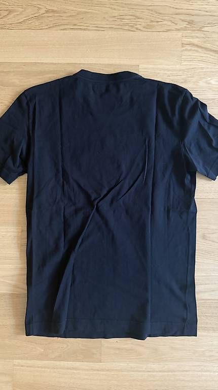 T-shirts: Dolce Gabbana Tshirt – D'occasion à Dietikon par Sara1409 2