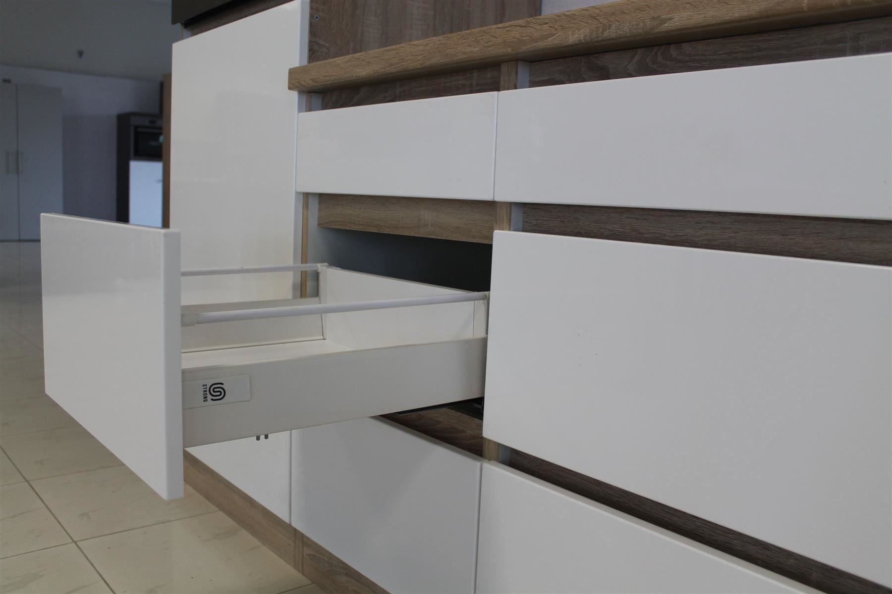 Cucine complete: 034 Küchenzeile Küchenblock 330cm E/SO/GR -Küche Einbauküche – Nuovo e nell'imballaggio originale da Wallenwil venduto da toesstalvertrieb 6