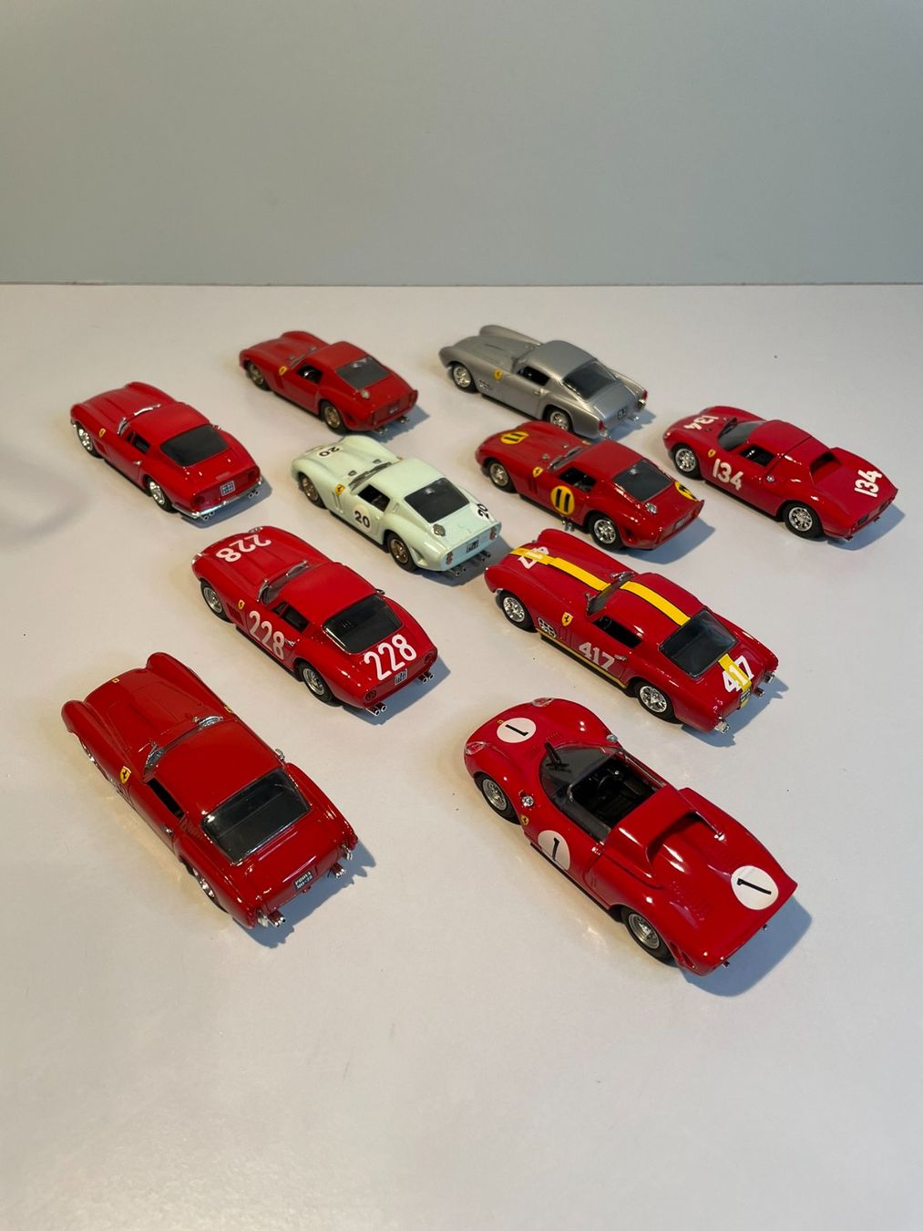 Ferrari Modellautos: Diverse 1:43 Ferrari Modelle a-bloc – Gebraucht aus Bättwil von Samuel_Wyss 2