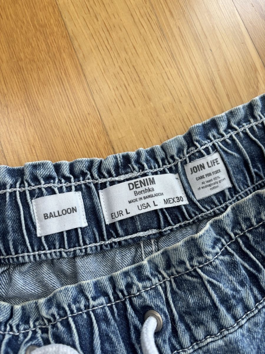 Bershka Jeans: Jeans von Bershka Grösse L – Usato da Brugg AG venduto da ann_stf7 2