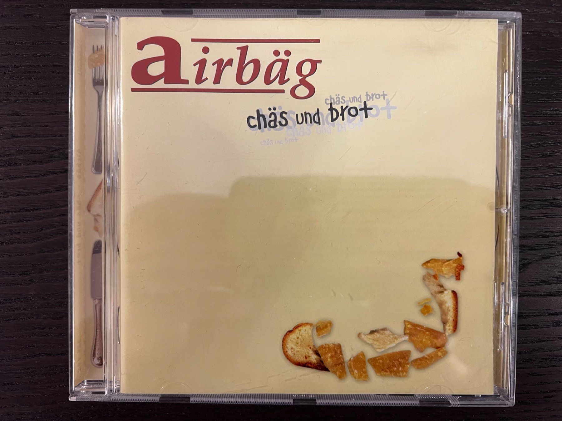 CD: Airbäg - Chäs und Brot – Usato da Zürich venduto da MusikFreunde