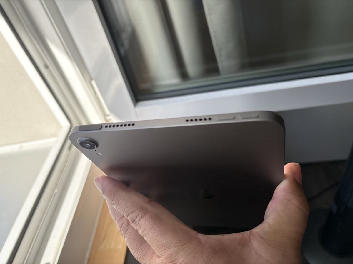 Apple Tablettes PC: Apple iPad mini (A17 Pro) – D'occasion à Wettingen par den_x2qq 6
