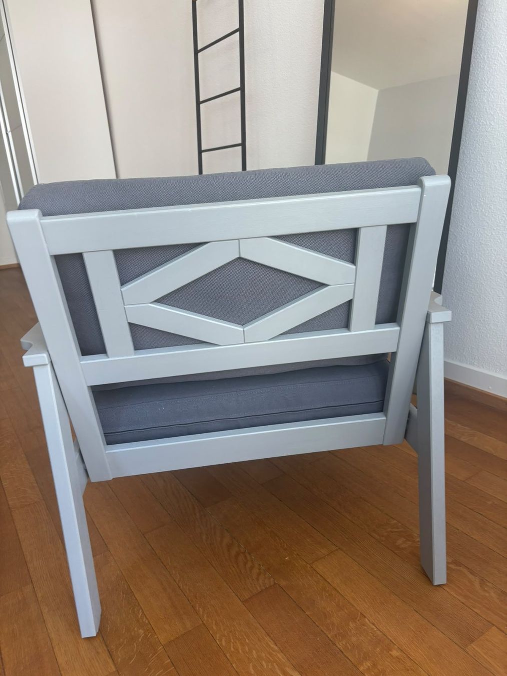 Ikea Poltrone: IKEA BONDHOLMEN Sessel/aussen, grau – Usato da Meilen venduto da Tingaling627 2