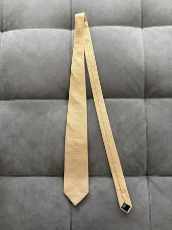 Elegante Hugo Boss Seidenkrawatte, goldbeige, NEU