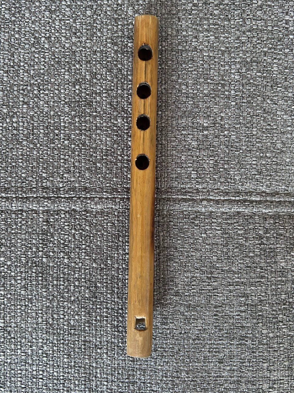 Strumenti musicali: Mini flauto in legno 17 cm – Usato da Giubiasco venduto da LorisVale