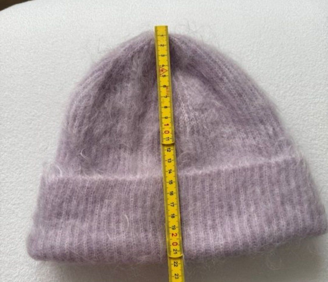 Cos Chapeaux, bonnets & casquettes: COS Mütze Mohair – D'occasion à Zürich par salviav